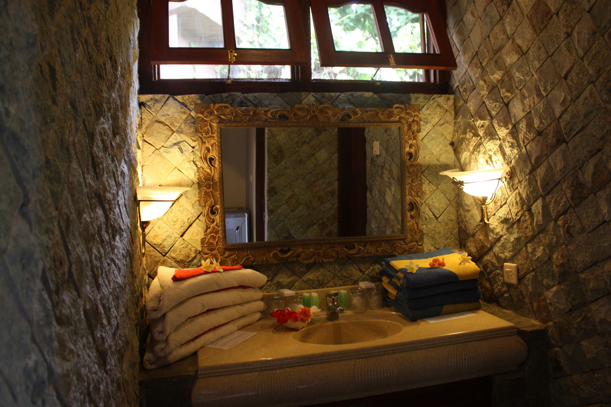 Rambutan Hotel Lovina Екстериор снимка
