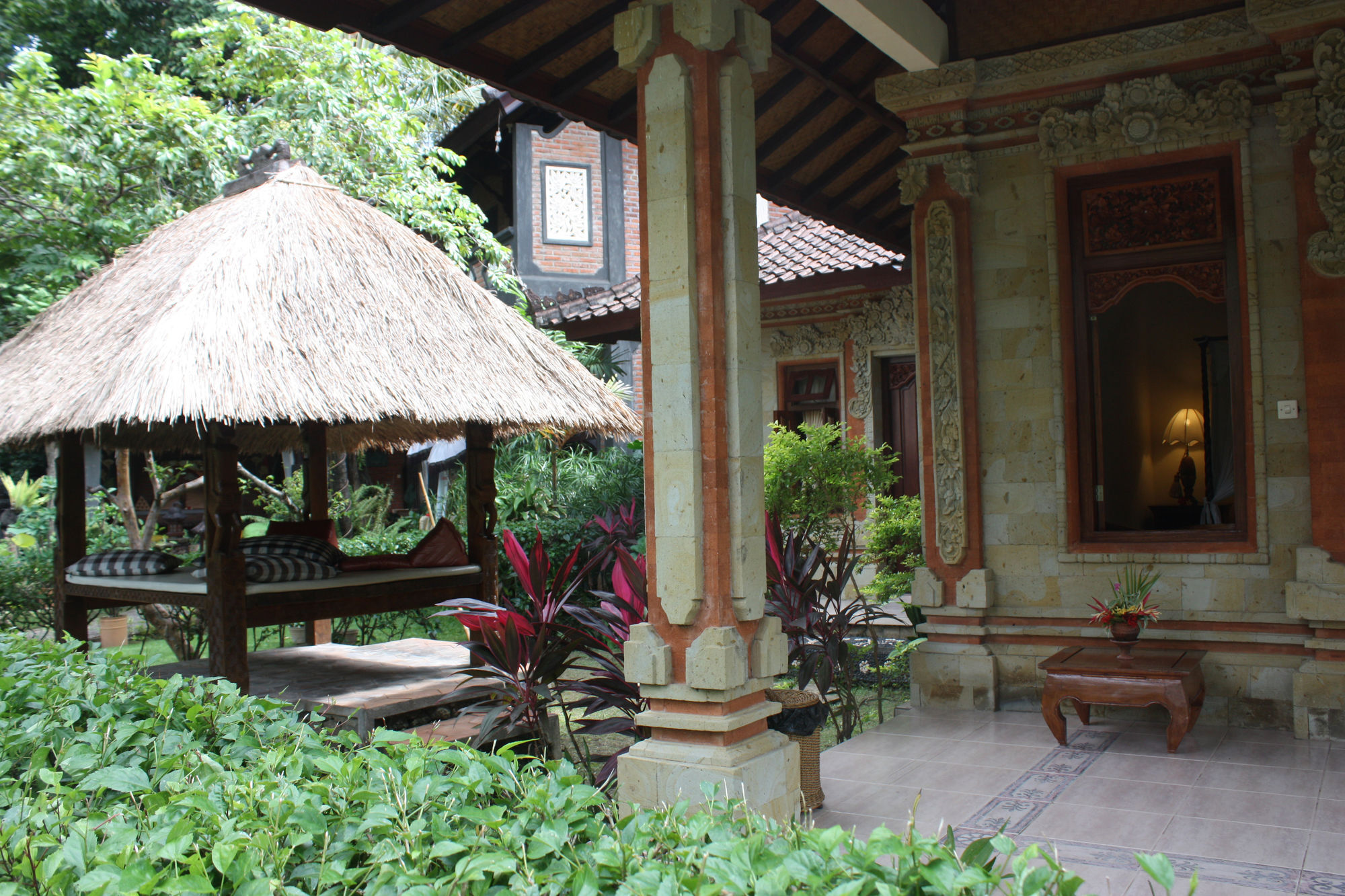 Rambutan Hotel Lovina Екстериор снимка