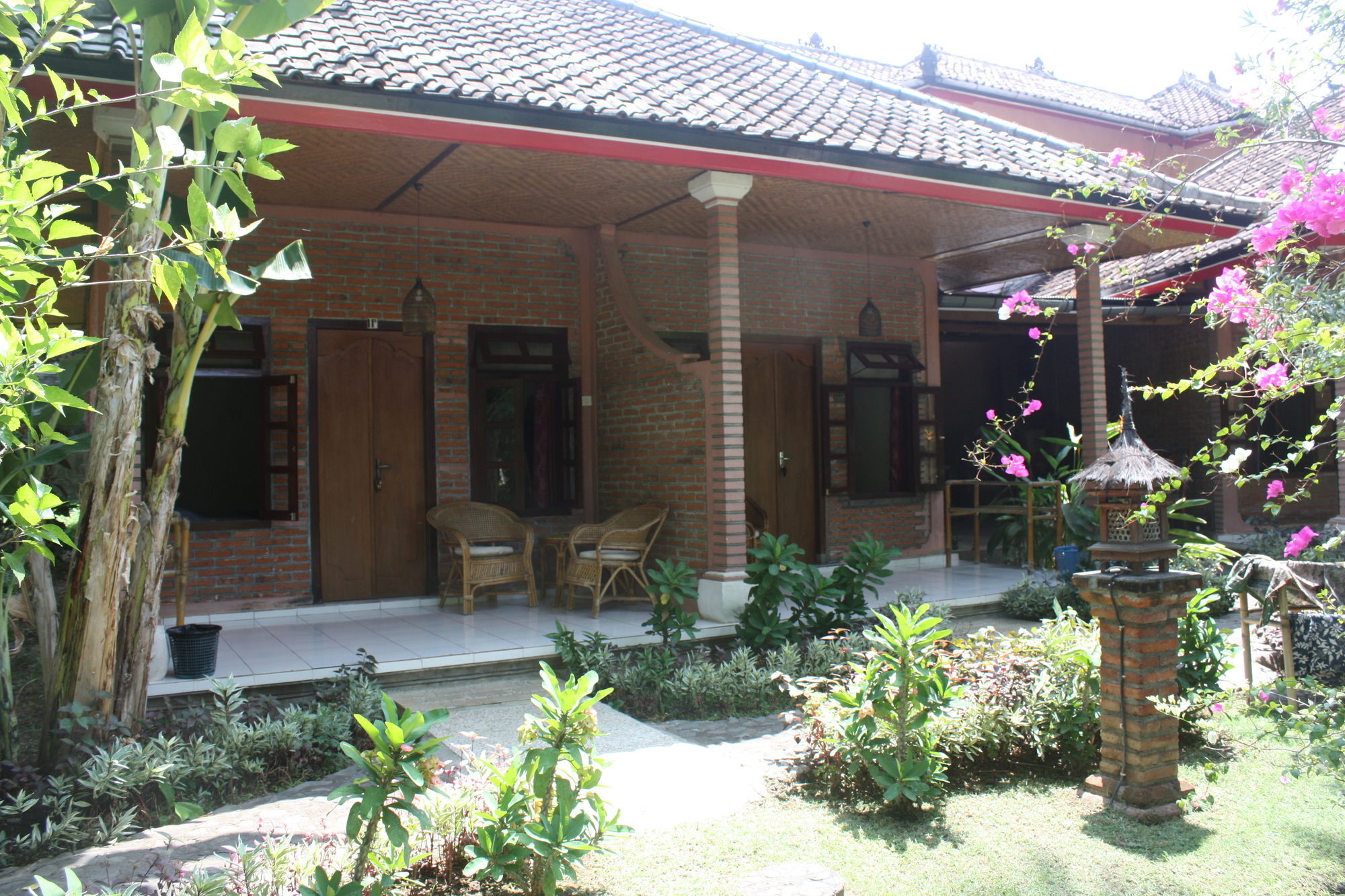 Rambutan Hotel Lovina Екстериор снимка
